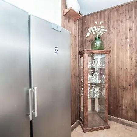 3 Bedroom In Nerja. * نيرخا