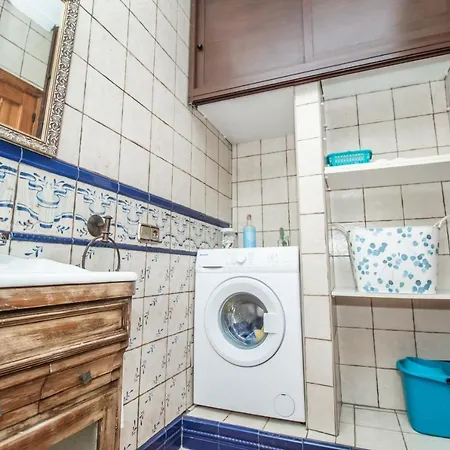 3 Bedroom In Nerja. * نيرخا