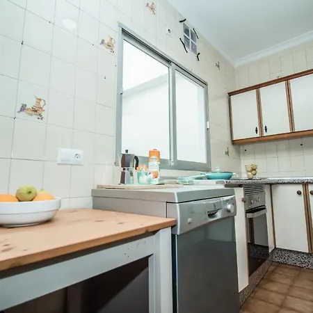 3 Bedroom In Nerja. نيرخا